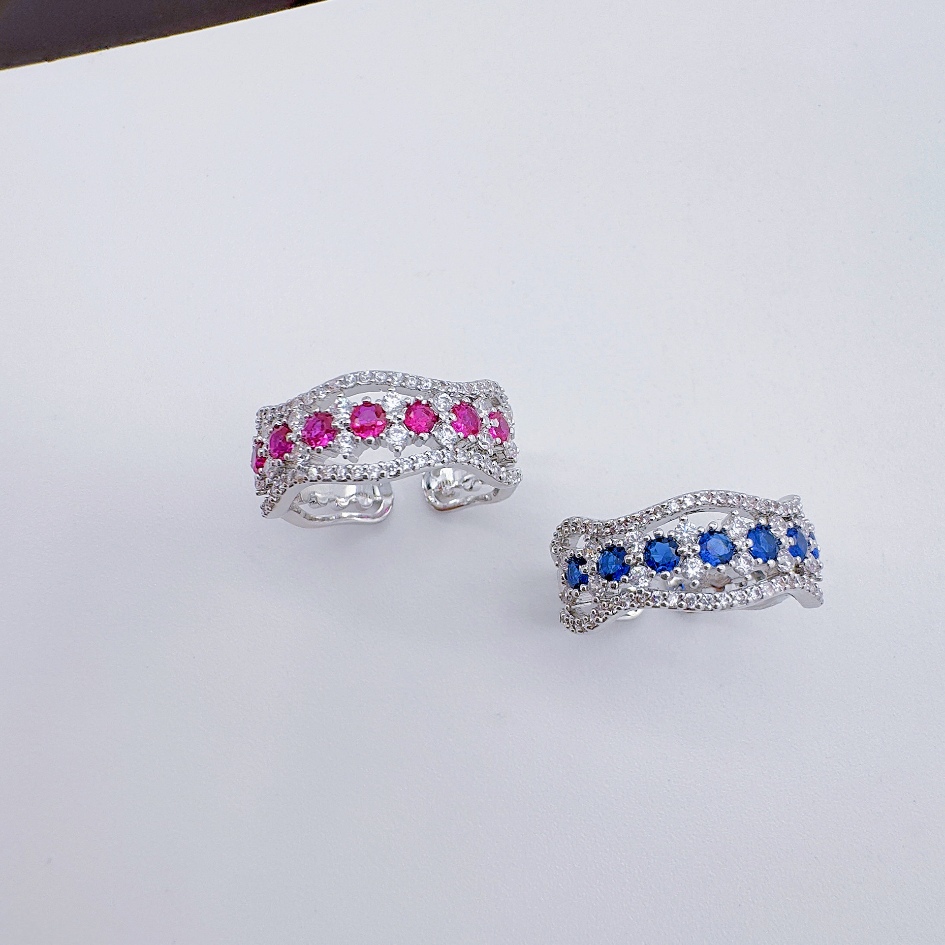 Celeste orfebrería europa y américa ligera extravagancia rojo con circonitas abiertas anillo de nicho diseño moda alta clase sentido brillo anillo pic 12