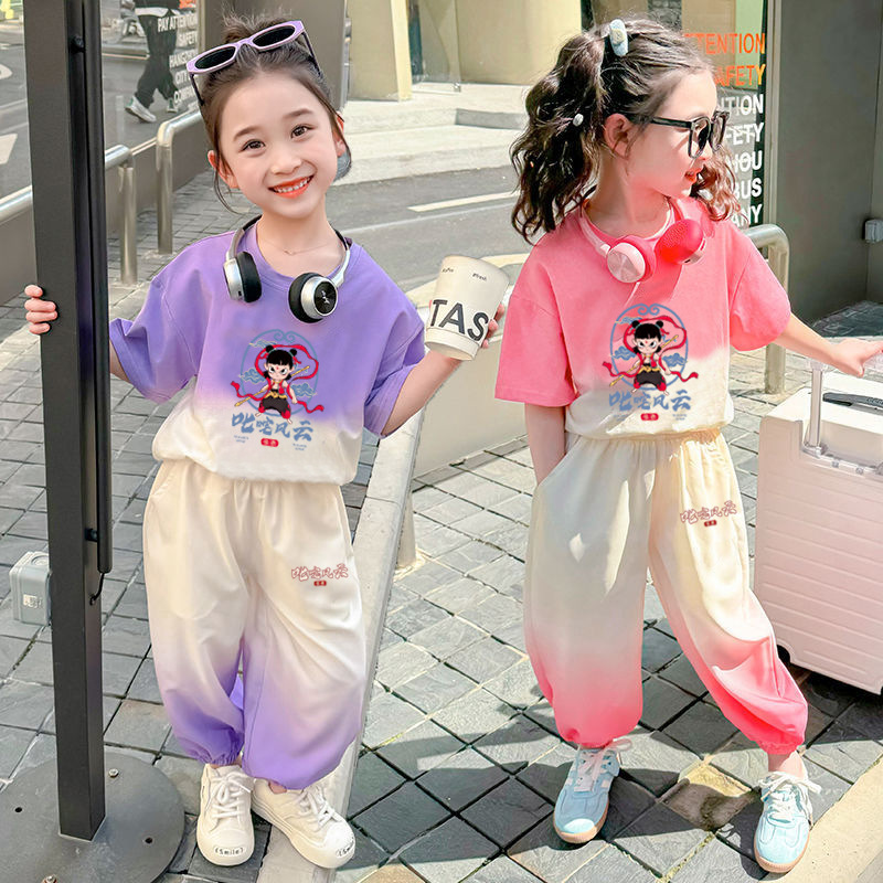A two-piece set of trendy and stylish short-sleeved tight-fitting trousers with a gradient color of Chinese style for young children in summer pic 6