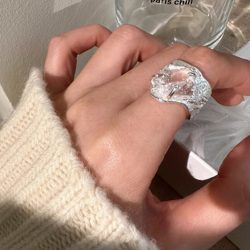 小众设计冰裂水晶原石月球表面戒指女冷淡风时尚个性潮流百搭指环详情2