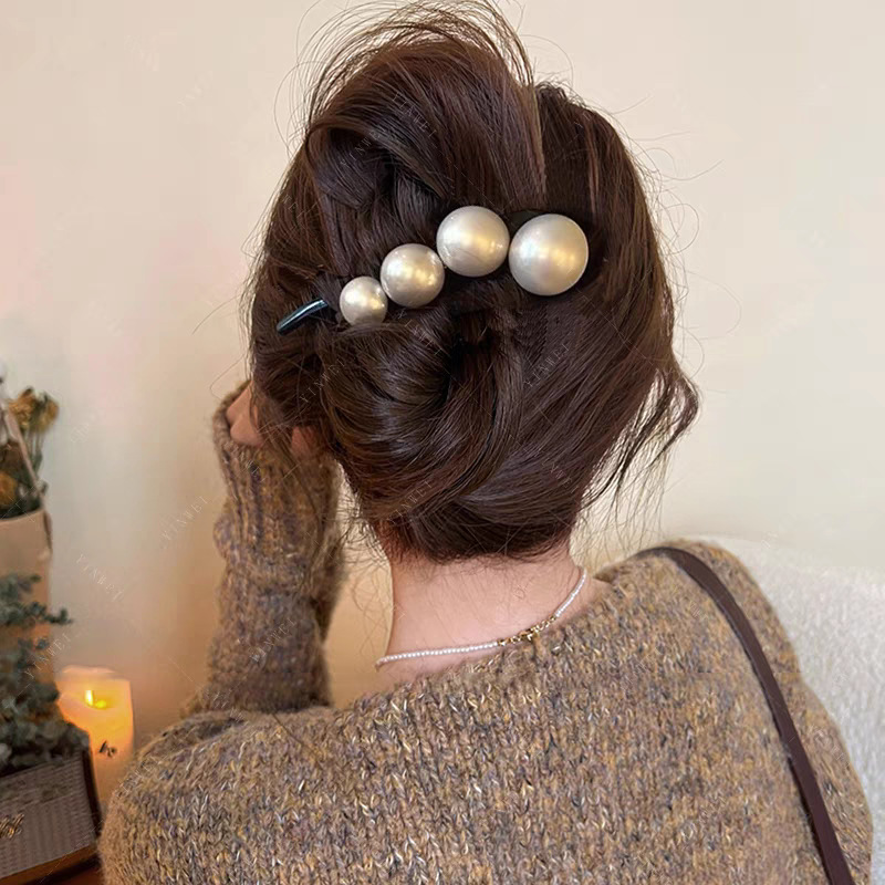 High-end rose flower twist clip for women 2025 new style, back head straight clip, grab clip, versatile hair clip and hair accessory pic 13