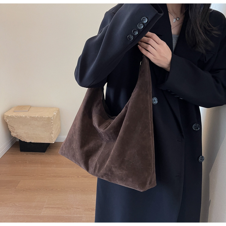 Retro matte tote bag, autumn and winter bag, commuter underarm bag, large-capacity single-shoulder tote bag, simple single-shoulder bag for women pic 44
