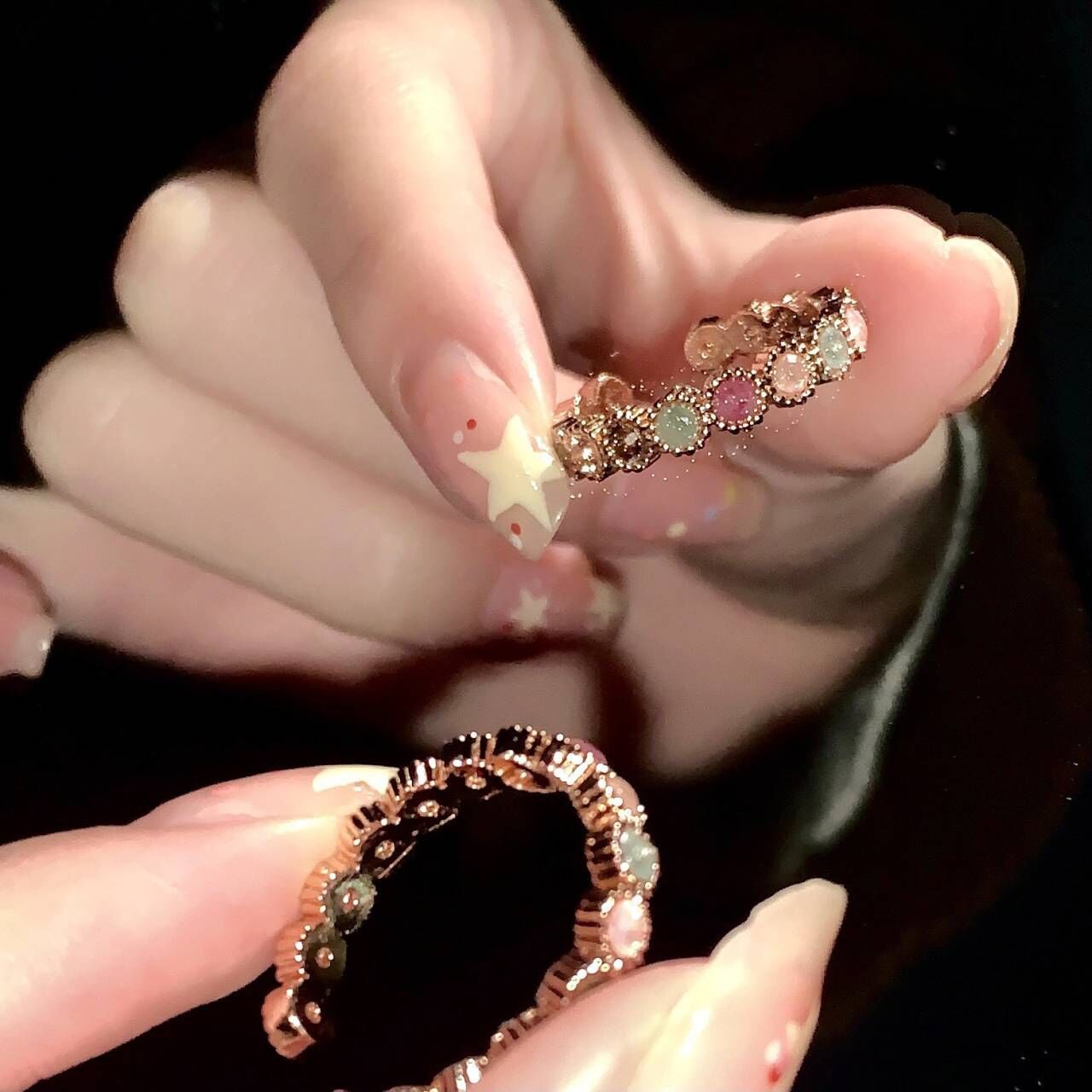 The tourmaline rainbow ring is a niche design for women with an adjustable opening and finger ring. It is a sweet and cool spice girl style accessory with a high-end feel pic 2