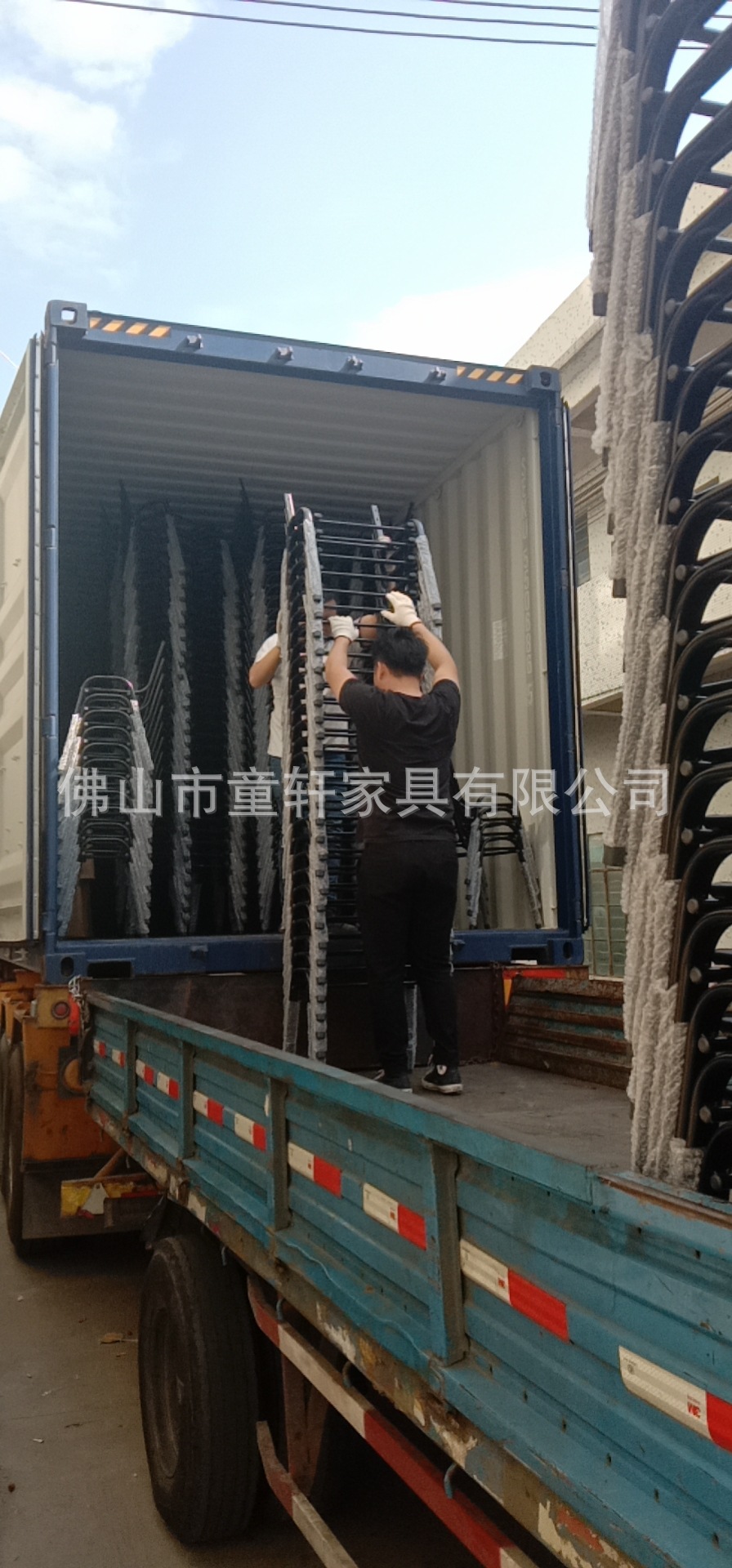 Foshan manufacturer wholesals foreign trade office chairs, fabric four-legged training chairs with writing boards and armless conference seats pic 47