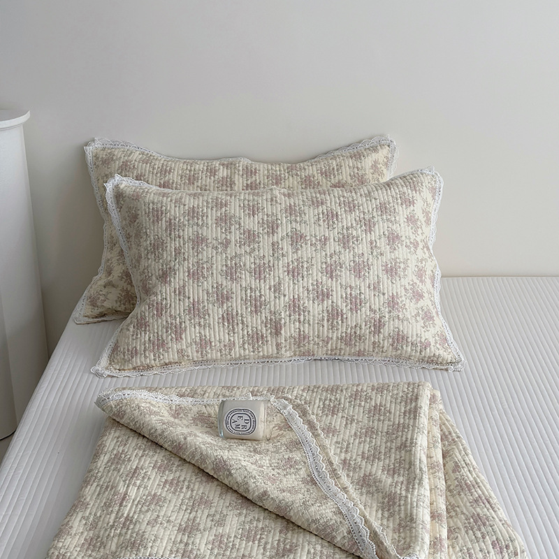 Lisa series, a three-piece set of all-cotton high-temperature sand-washed cotton bed cover, is skin-friendly, breathable and suitable for all seasons pic 40