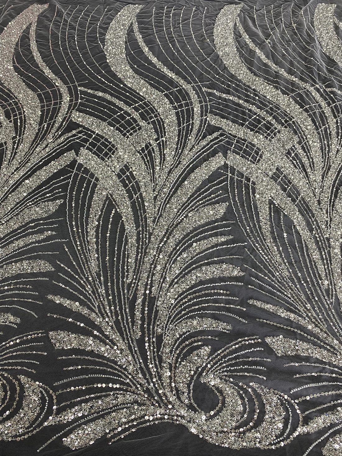 工厂现货珠管珠子亮片网布蕾丝绣花婚纱礼服面料EMBROIDERYLACE详情6