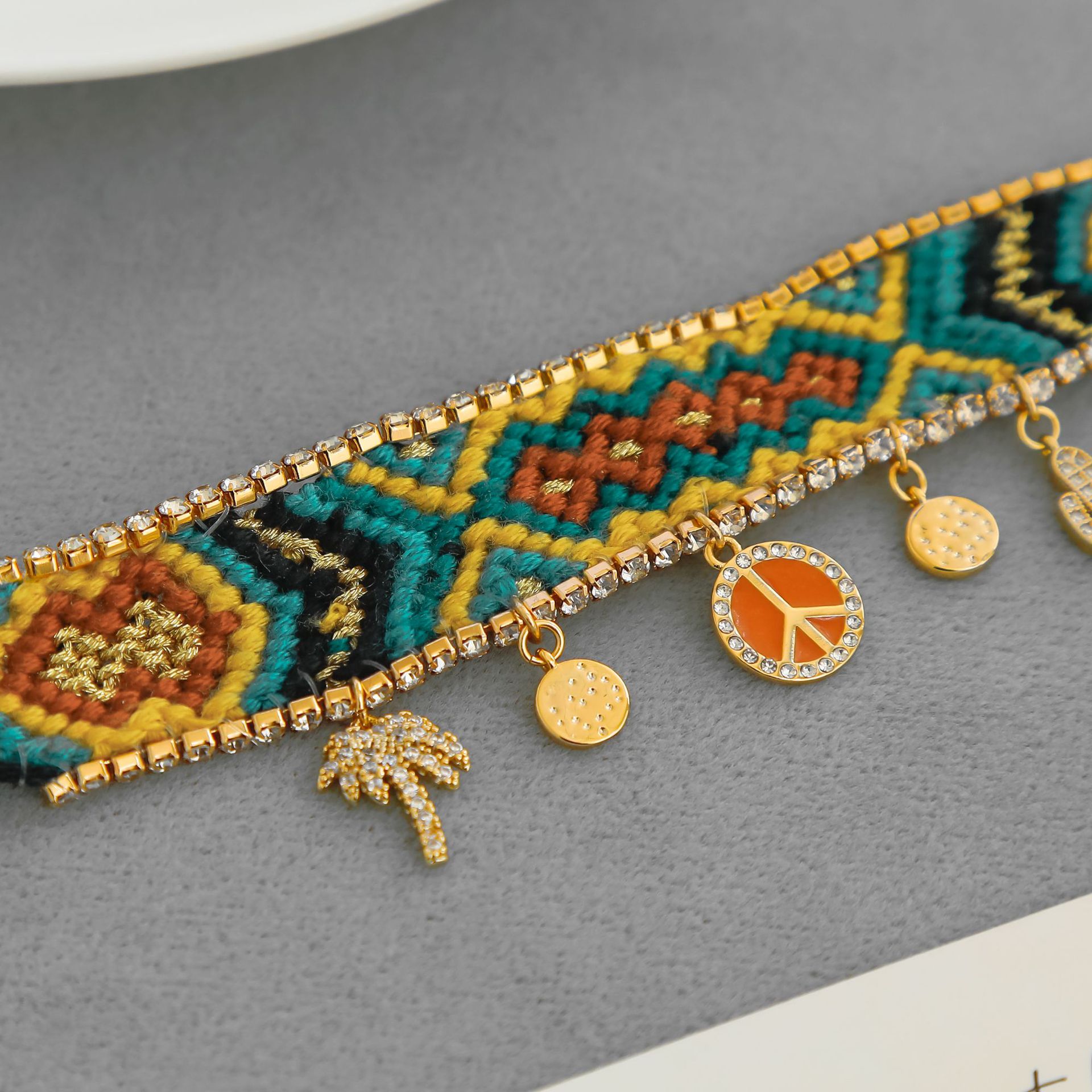 HIP家法式编织手链 波西米亚风民族风小众简约彩色流苏编织手链详情9