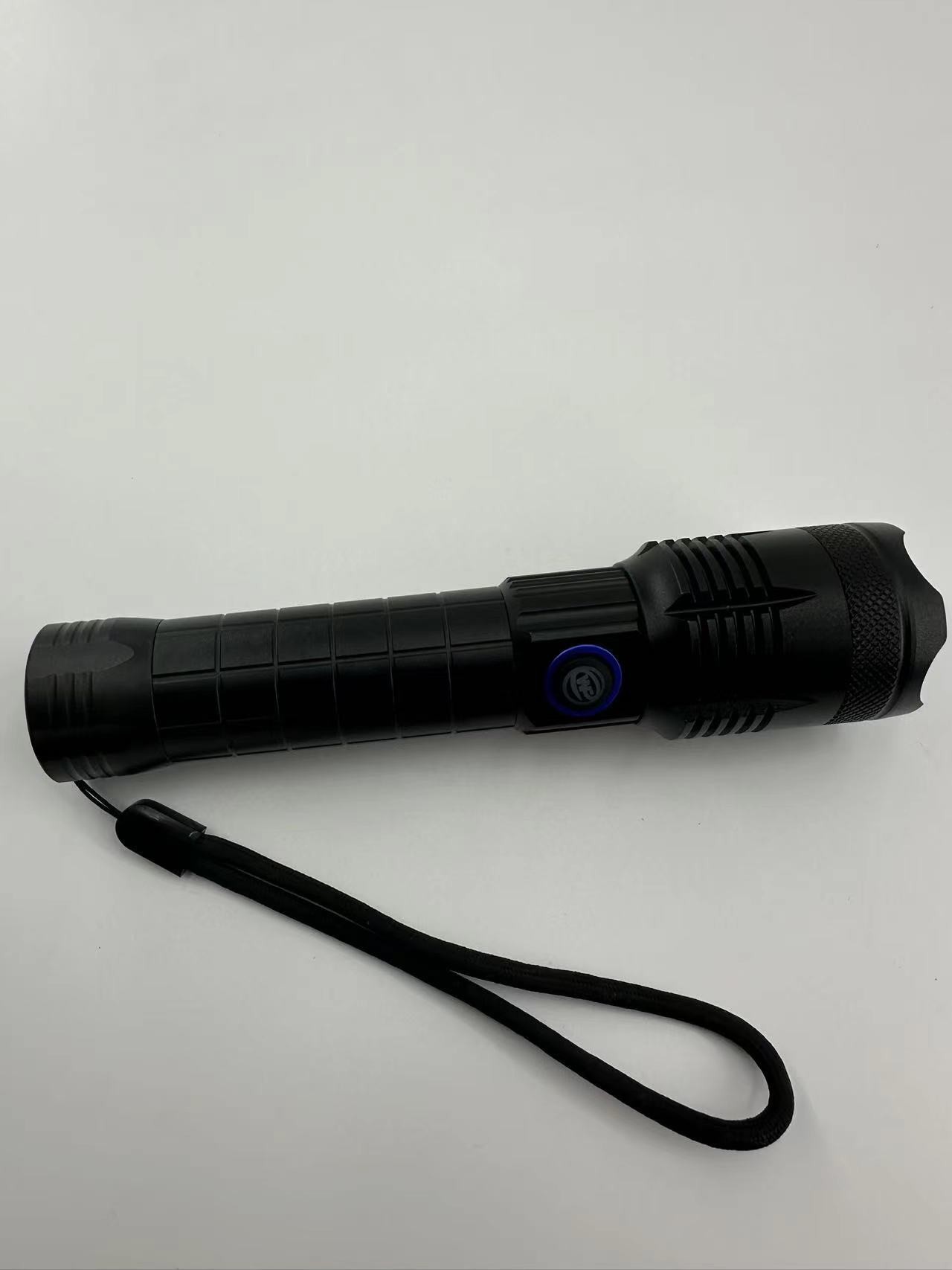 新款亚马逊跨境伸缩手多灯珠电筒白激光Type-C作战强光手电筒批发详情3