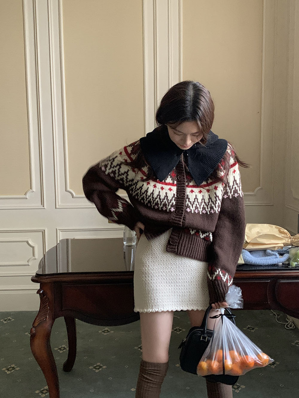 费尔岛复古美式少女撞色波普提花单排扣针织开衫厚实保暖毛衣外套详情15