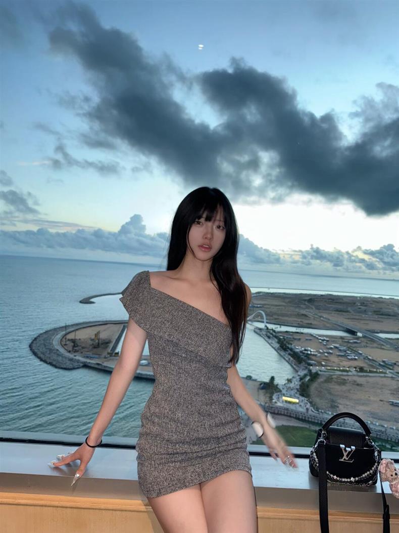 正确版！贵气千金风斜肩款连衣裙女夏季高级感气质修身短裙潮详情3