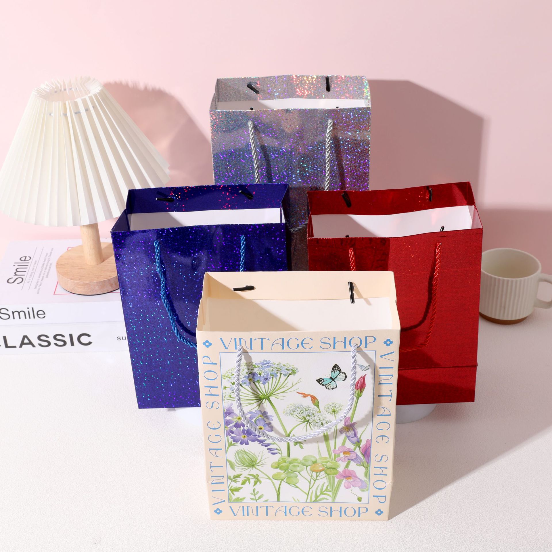 定制小清新花朵手提袋镭射礼品袋高级感可印logo彩色礼物包装袋子详情1