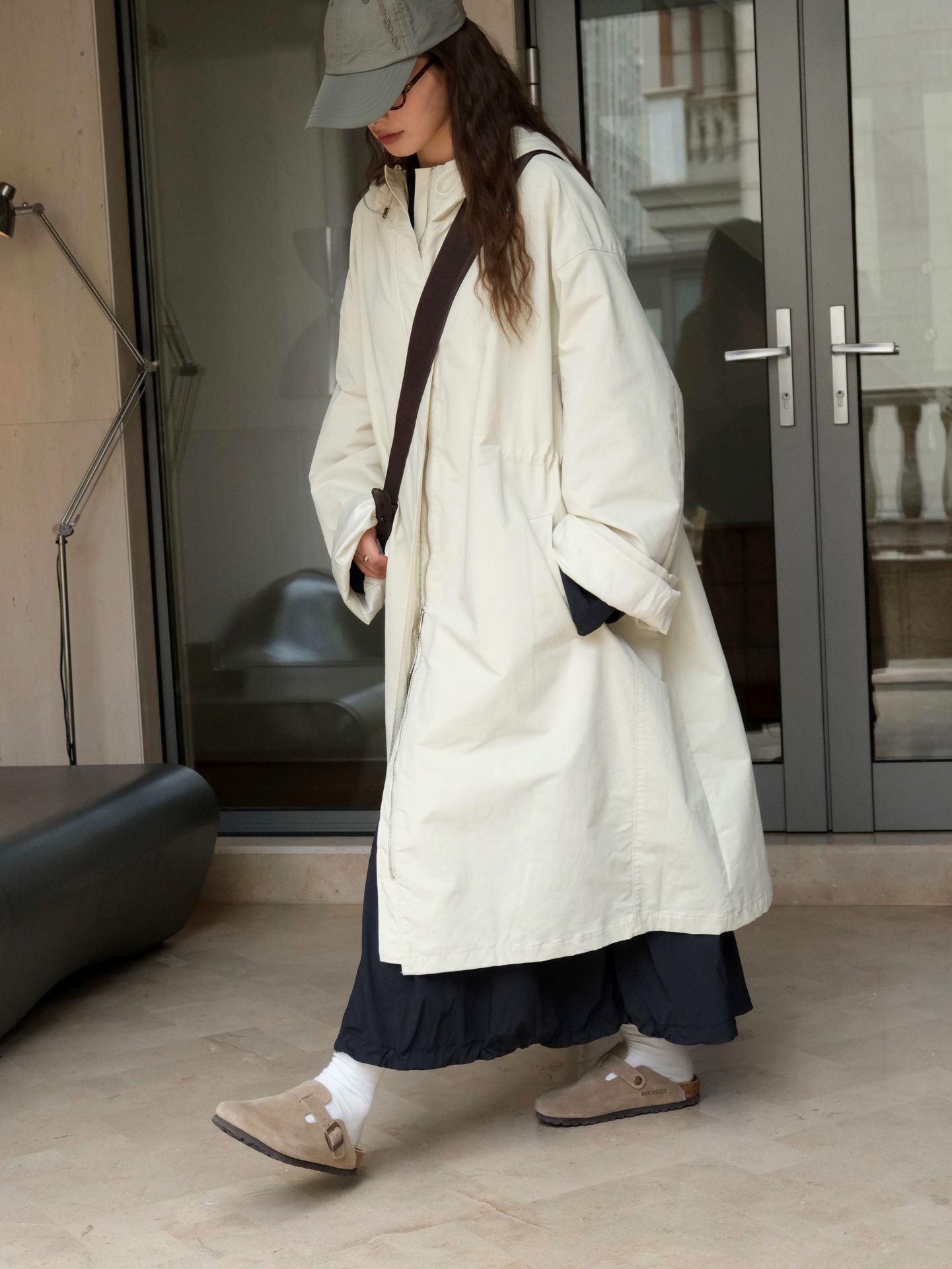 The new autumn Japanese-style outdoor street casual hooded silhouette windbreaker is a slimming and windproof long coat for women pic 46