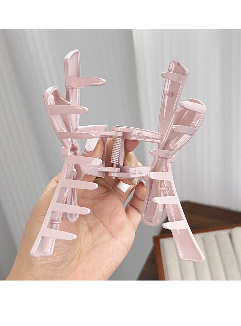 New shiny bow large-sized scratch-clip for girls with a lot of hair and a shark clip for a simple and elegant look with a high-end touch pic 8