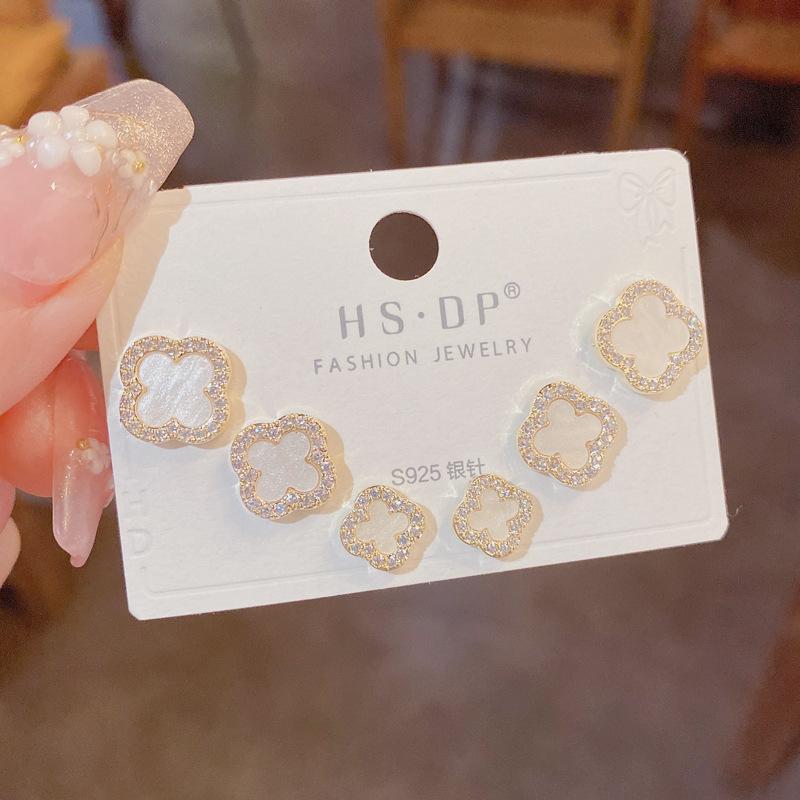 s925银针微镶锆石四叶花三件套耳钉女气质时尚简约小巧耳环耳饰女详情12