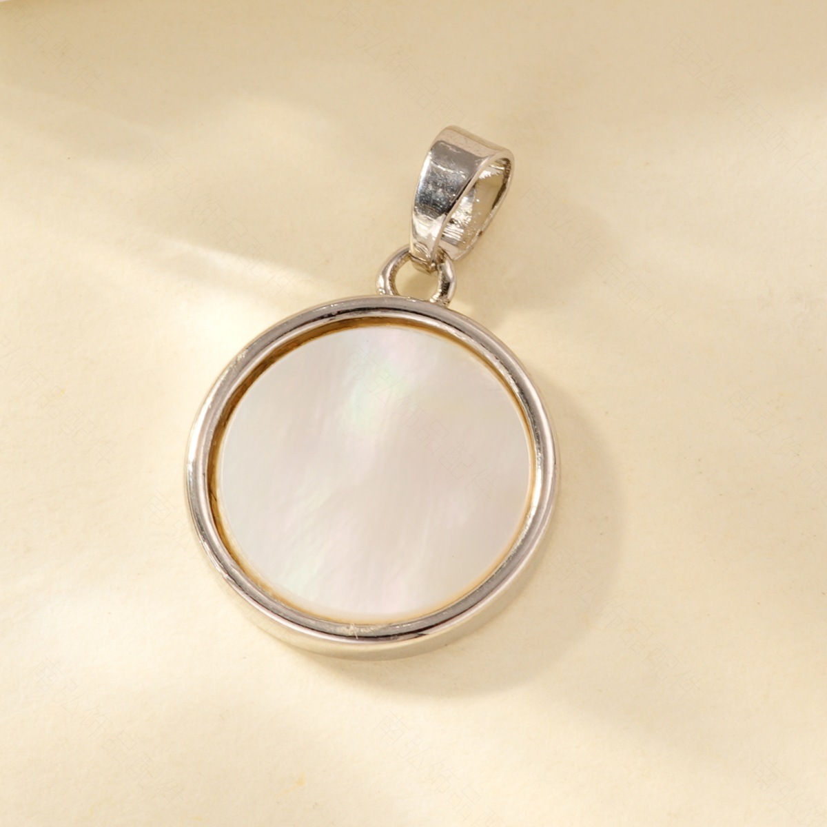 Copper-plated real gold color retention white shell round pendant necklace clasp, high-end bracelet necklace clasp DIY accessory pic 12