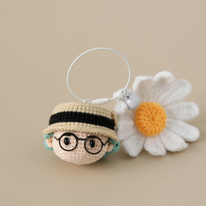 日韩网红达人成品手工钩织GD系列款应援棒编织盆栽雏菊人偶头挂件详情4