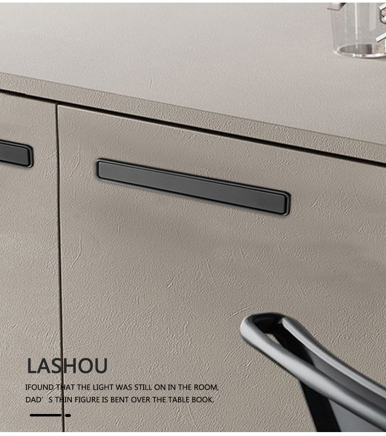 The black invisible handle of the tatami is embedded with the drawer handles of the cabinets and wardrobes. The sliding door is equipped with a golden concealed embedded handle pic 75