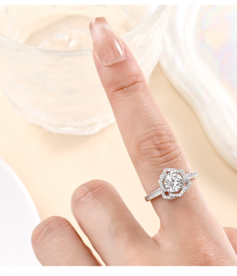 S925 sterling silver moissanite ring, a niche high-end light luxury style gold cross-border bestseller from Europe and America, wholesale finger ring pic 4