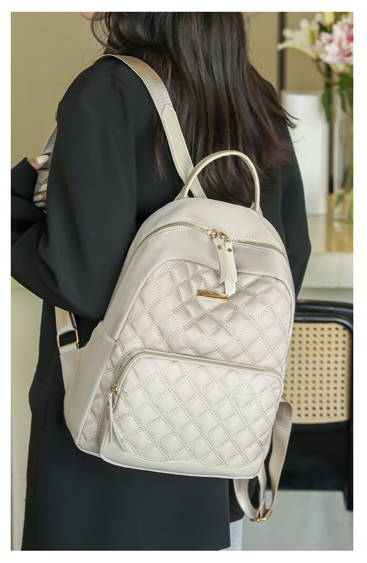 2024跨境新款时尚牛津布双肩背包高级感休闲百搭旅行女士背包书包详情22