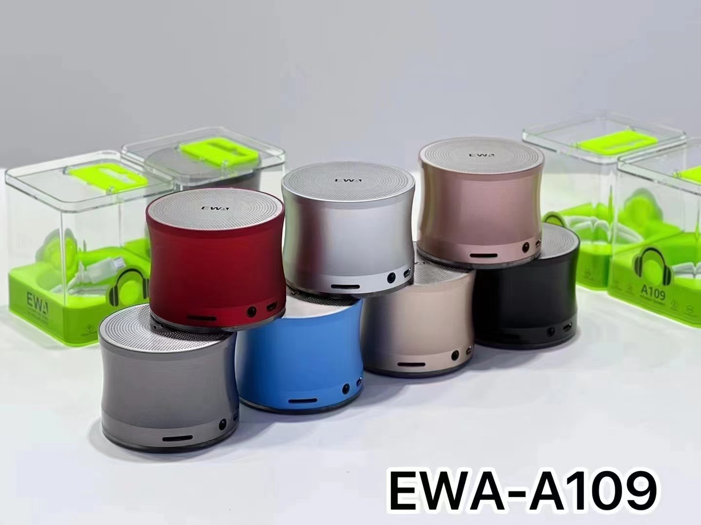 EWA-A109Pro Subwoofer outdoor car communication Bluetooth speaker with TF card insertion, TWS factory direct sale pic 13