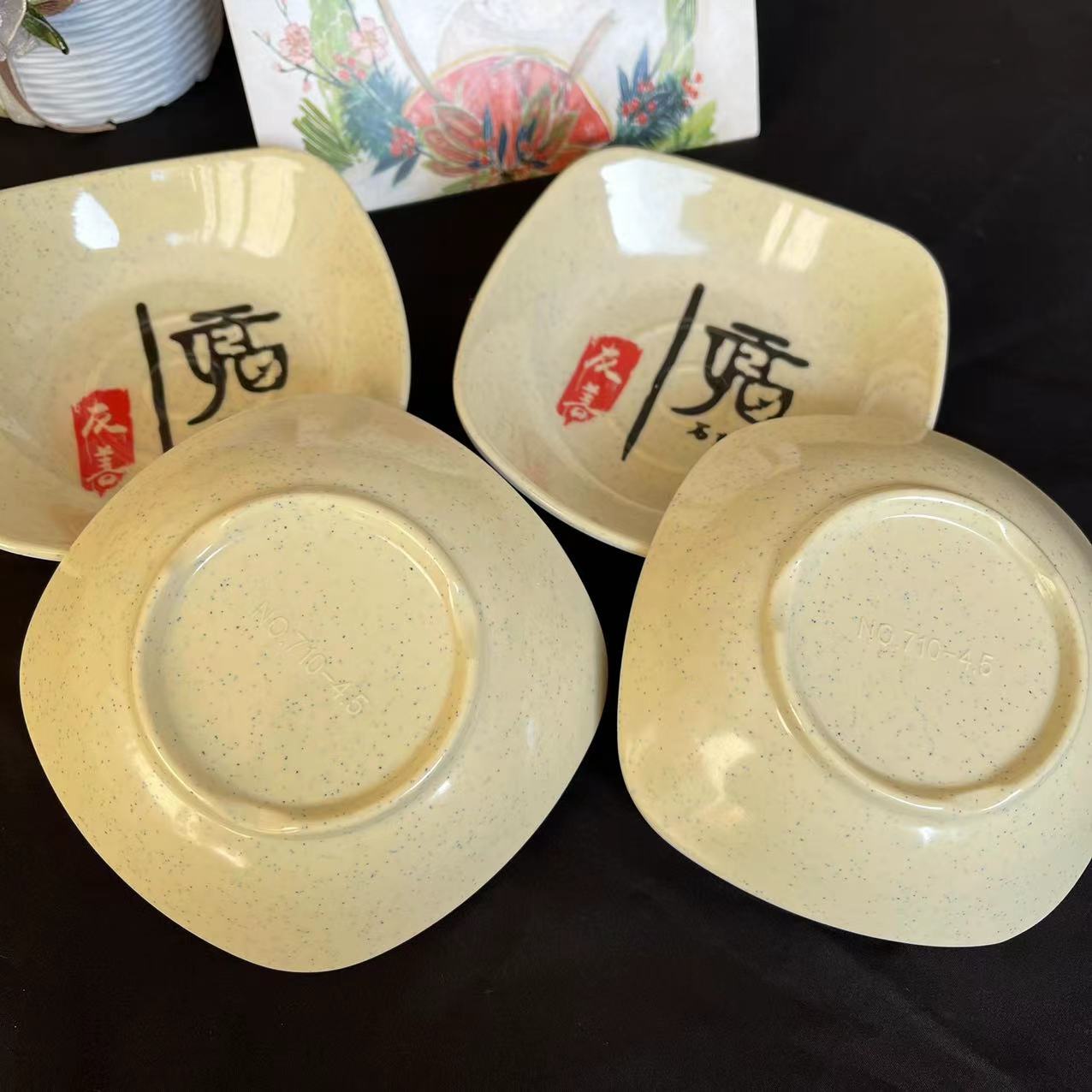 【 Zone 1-11 】710-4.5 square dish, 120 per box, 480 per case, melamine flavor dish, commercial square small dish, plastic vinegar dish, dipping sauce seasoning dish, hot pot imitation porcelain tableware, soy sauce dish pic 4