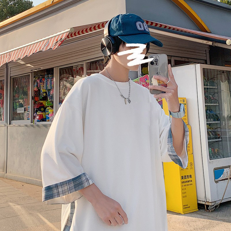 This is a new summer fashion Hong Kong brand ice silk T-shirt with a checkered patchwork design and a unique three-quarter sleeve style pic 9