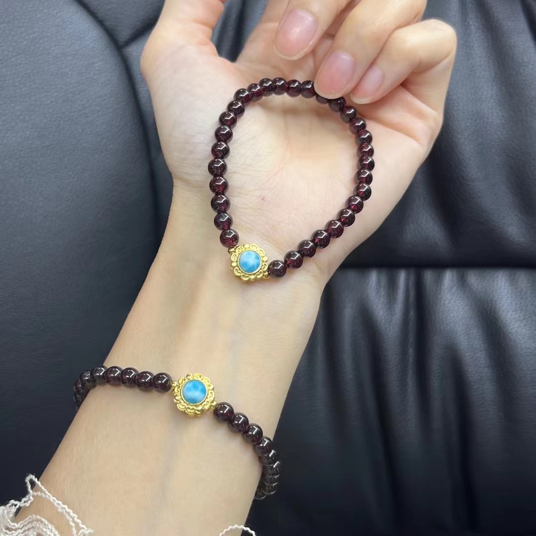 莫桑比克天然石榴石手链女手串搭配海纹石酒红珠本命年复古详情4