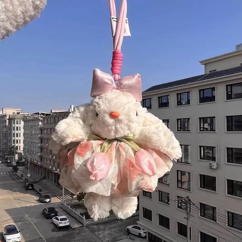 可爱垂耳兔玩偶钥匙扣毛绒公仔挂件蝴蝶结穿搭手捧花汽车挂件批发详情4