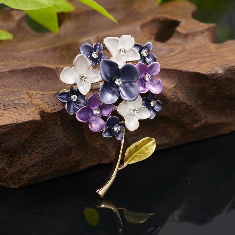 Cross-border best-selling plant series brooches, daisies, sunflowers, lacquered vases, maple leaf flower brooches and brooch accessories pic 53