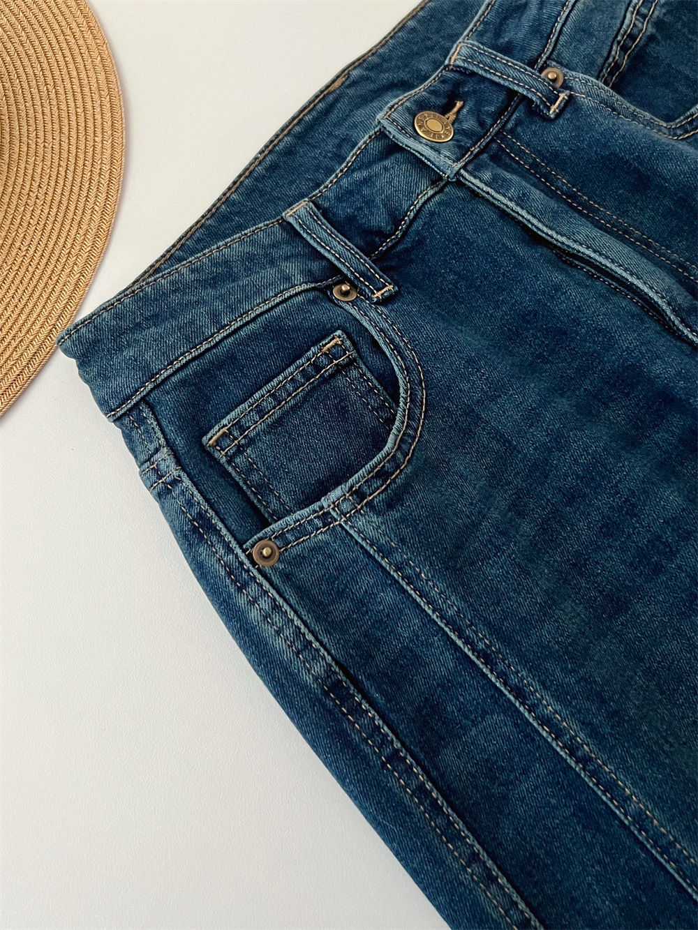 复古时髦高腰斜裁宽松显瘦百搭弹力直筒宽松微喇叭牛仔裤G031612详情21