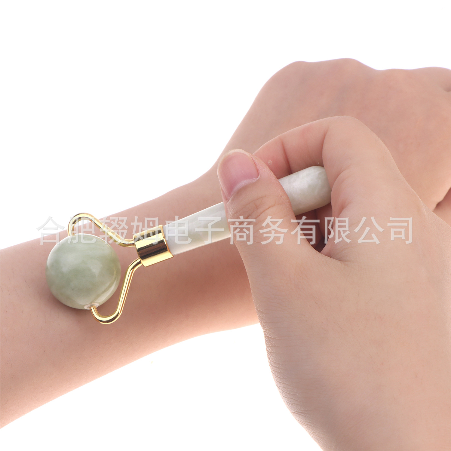 岫岩甲翠绿玉石滚轮按摩脸部刮痧板美容按摩器跨境经络保健按摩工具详情16