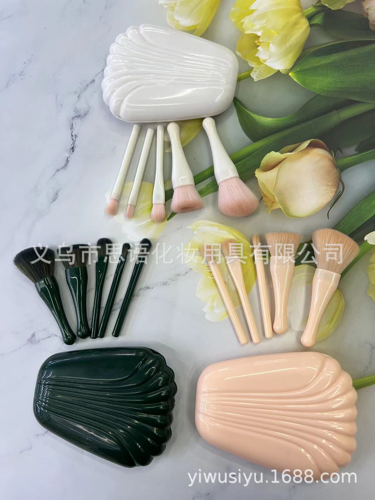 新款5支贝壳镜子化妆刷便携式迷你带化妆镜子组合旅行小巧化妆刷详情9