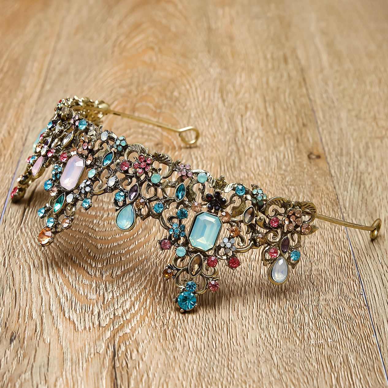 新款欧美满钻超闪银色半圆皇冠新娘结婚头饰摄影跟妆盘发造型复古详情15