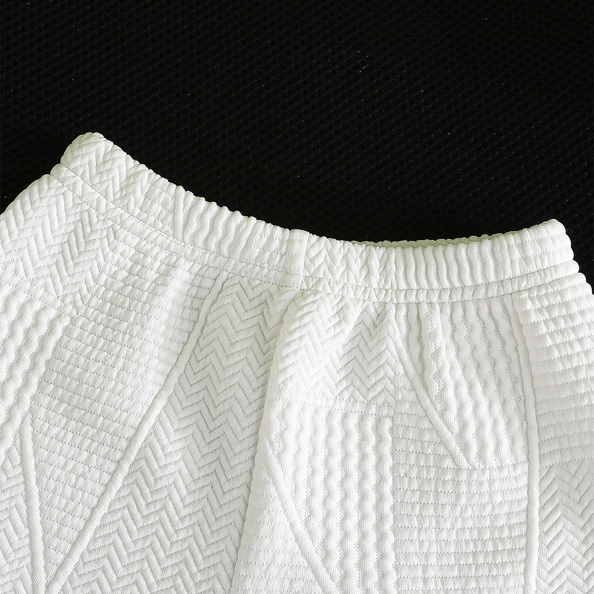 A simple and comfortable embroidered T-shirt and shorts set with horse racing patterns for boys aged 0-3 years old, a new summer sports outfit pic 9