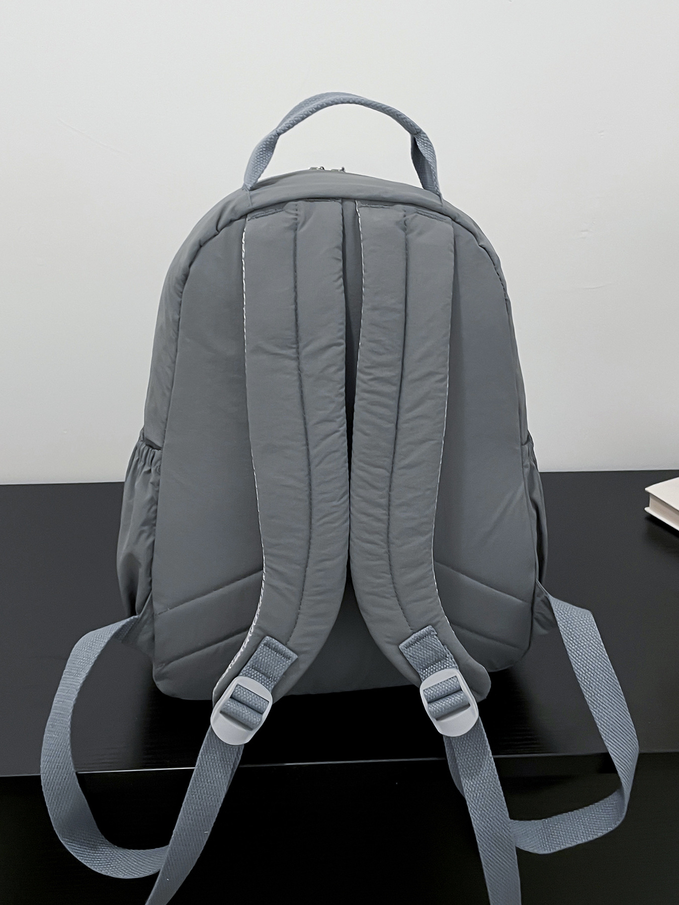 现货外贸跨境大容量轻便多隔层女士休闲百搭防泼水学生双肩包学生详情43