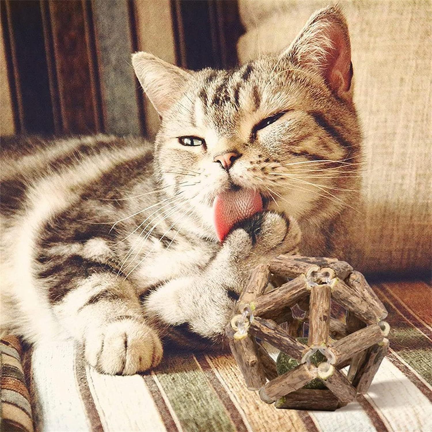New exquisite ball wood, Tianliao cat mint ball, durable teething, tooth-cleaning cat toy, Amazon cat biting toy pic 24