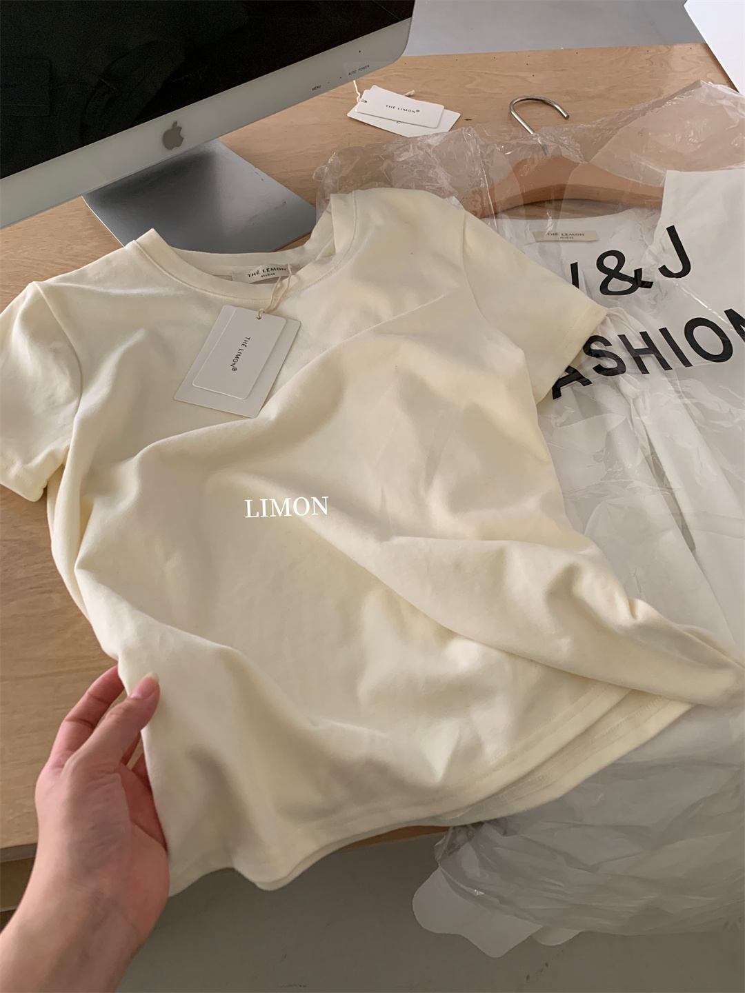 THE LEMON柠檬绿茶正肩磨毛短袖t恤女2024秋季新款百搭上衣打底衫详情75