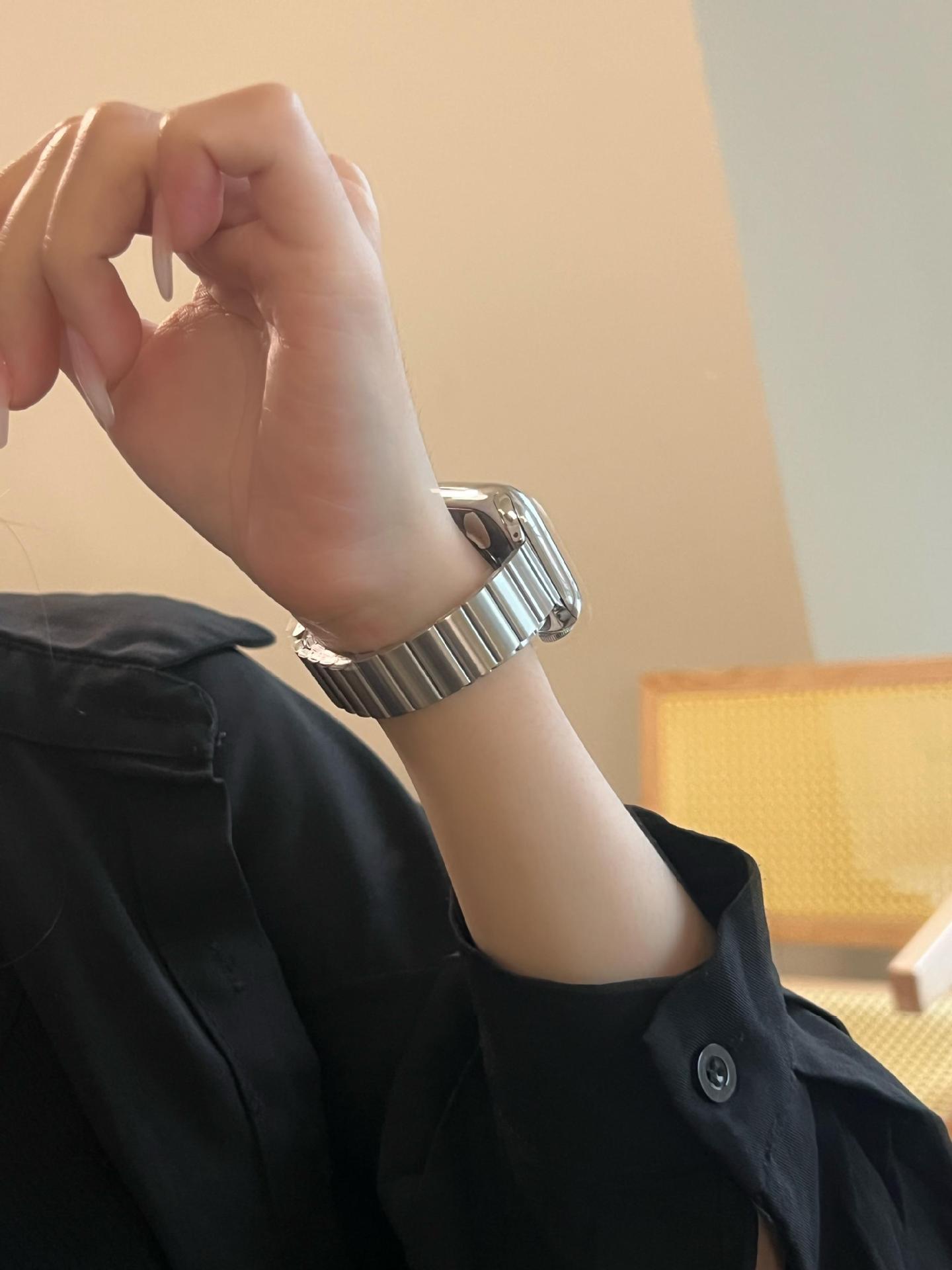 iwatch表带S10女高级感适用applewatch苹果手表98代76SE5金属钢带详情6