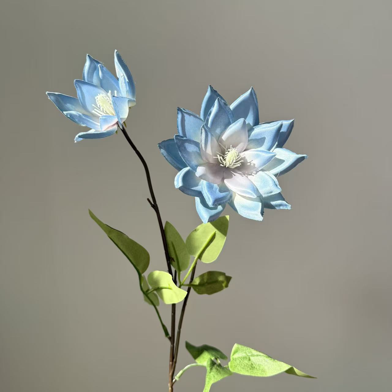 新品2头仿真大丽花莲花仿真花婚礼堂吊顶路引家居摆件婚庆假花详情11