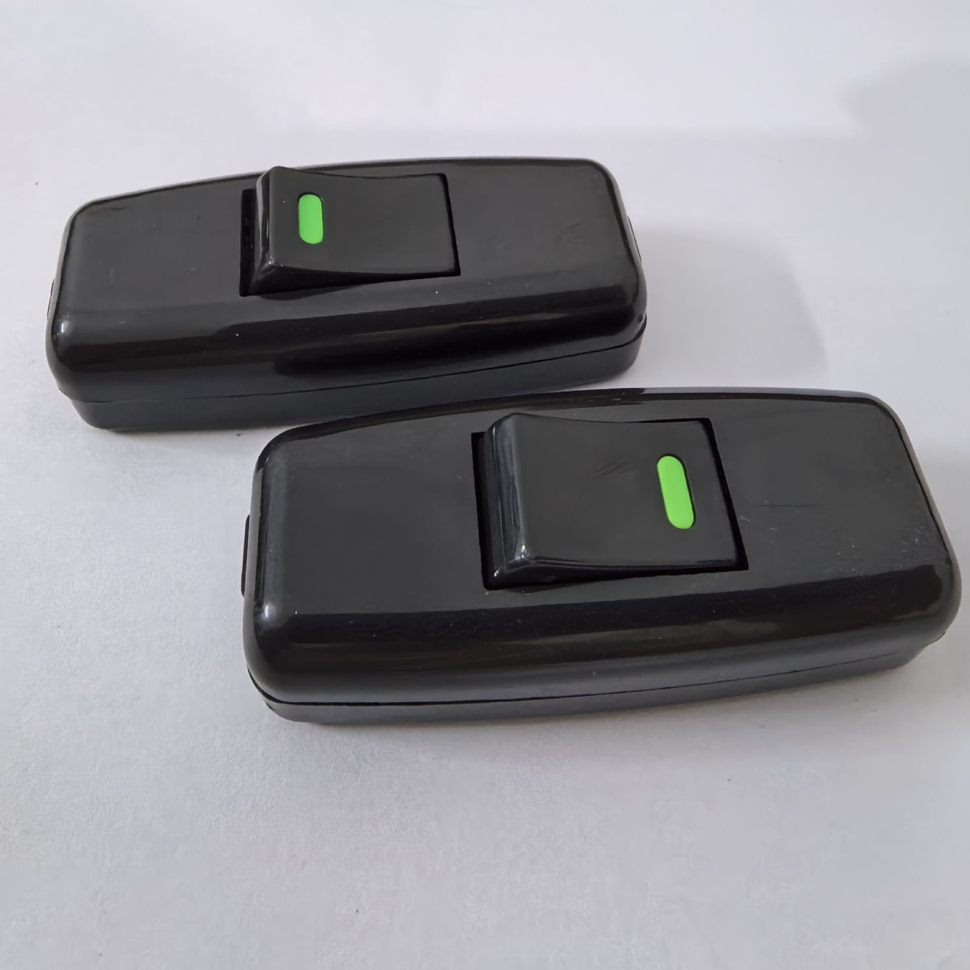 Wholesale of white headboard switch, high-power dual-outlet push-button switch, single-control wiring switch for table lamp pic 8