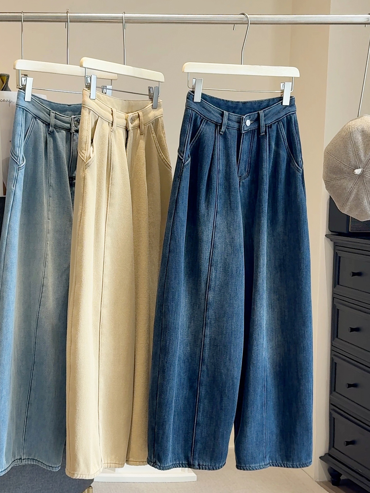 韩系复古加绒阔腿牛仔裤女2025冬新款高腰加厚直筒休闲宽松弯刀裤详情12