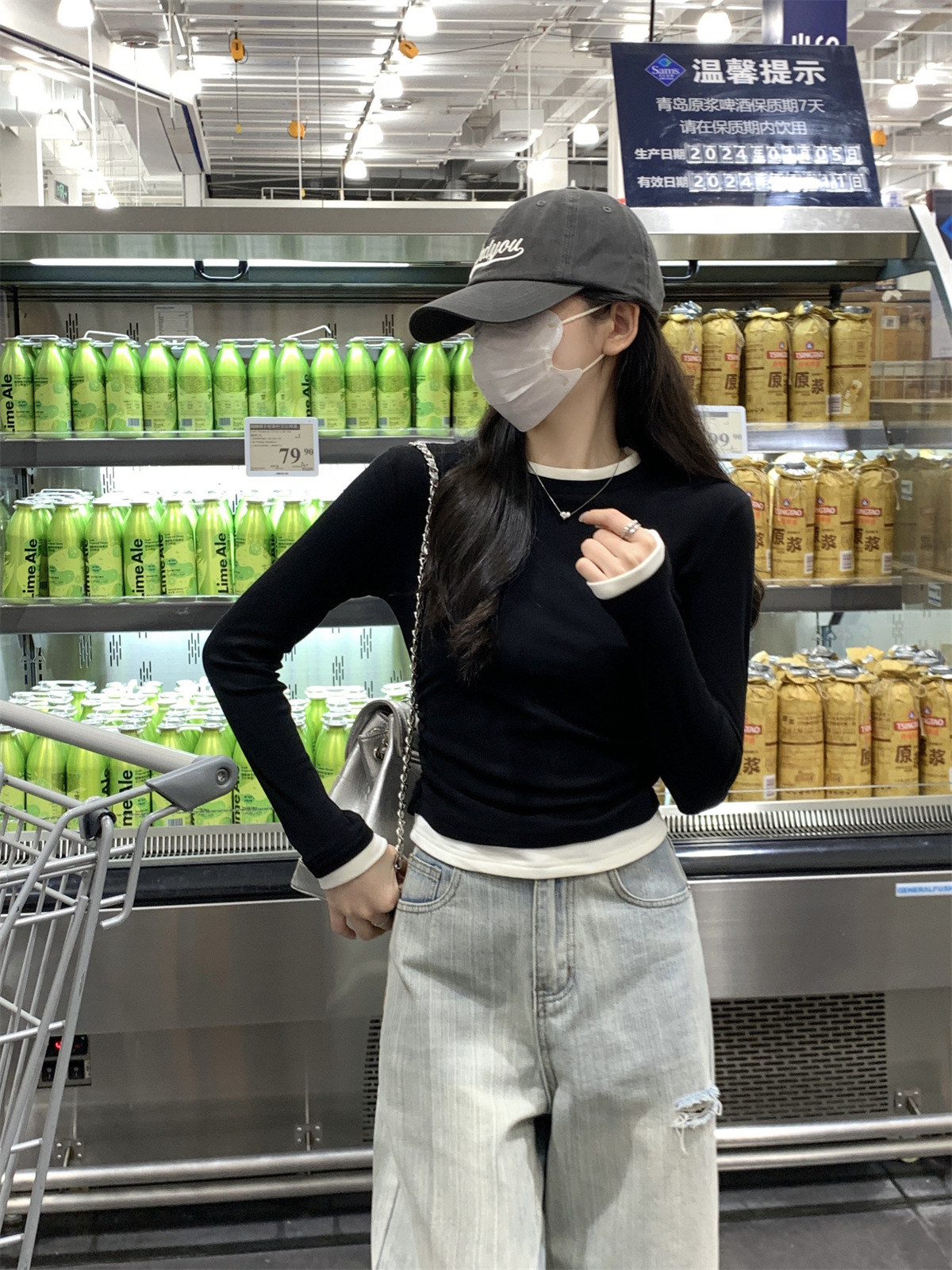 A trendy and unique round-neck color-blocking fake two slimming cotton long-sleeved T-shirts for women, a new grey top from Spring and autumn pic 25