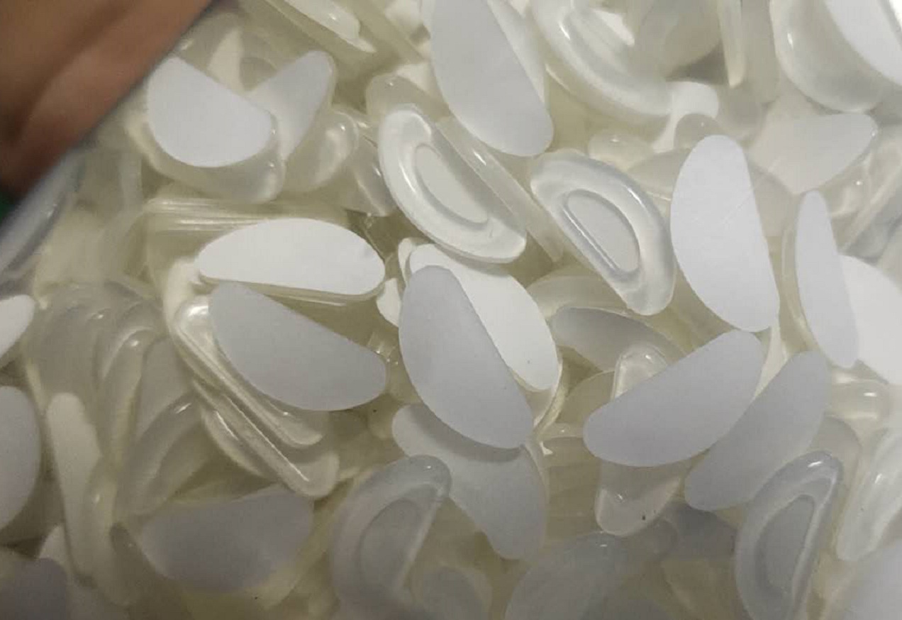 Eyeglass nose pad sheet, eyeglass nose pad silicone D-shaped concave-convex nose patch, sunglasses, anti-indential support leaf pic 9