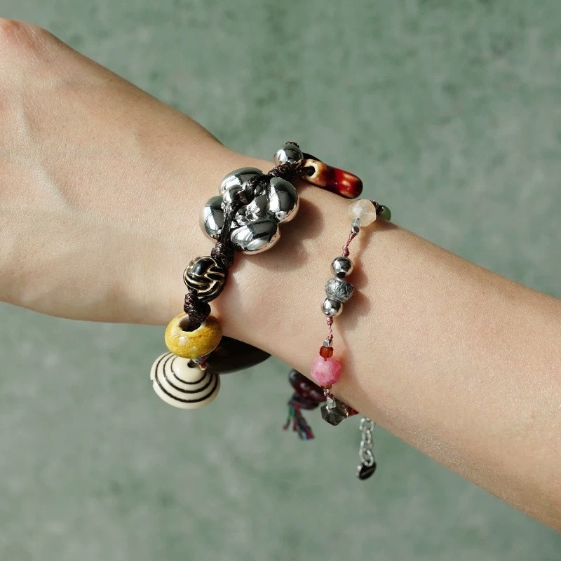 PIC*家野兽派花朵编织手链爆款小众简约藏族风陶瓷花木珠编织手链详情5