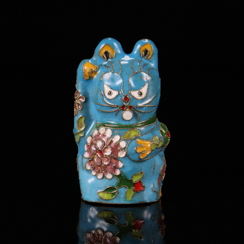 Beijing Cloisonne vintage cultural collectibles, small ornaments, copper body, cloisonne enamel filigree, large silver blue maneki Neko pic 3