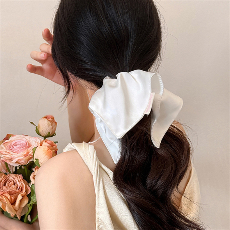 High-quality Japanese and Korean hair bands for ladies with a high-end look, satin square scarves, a laid-back style, and high-elasticity hair bands pic 4