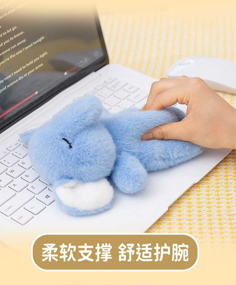 Wholesale of rear-lying panda plush toys, office brown bear wrist pads, fox elephant learning pads, penguin mouse pads pic 18