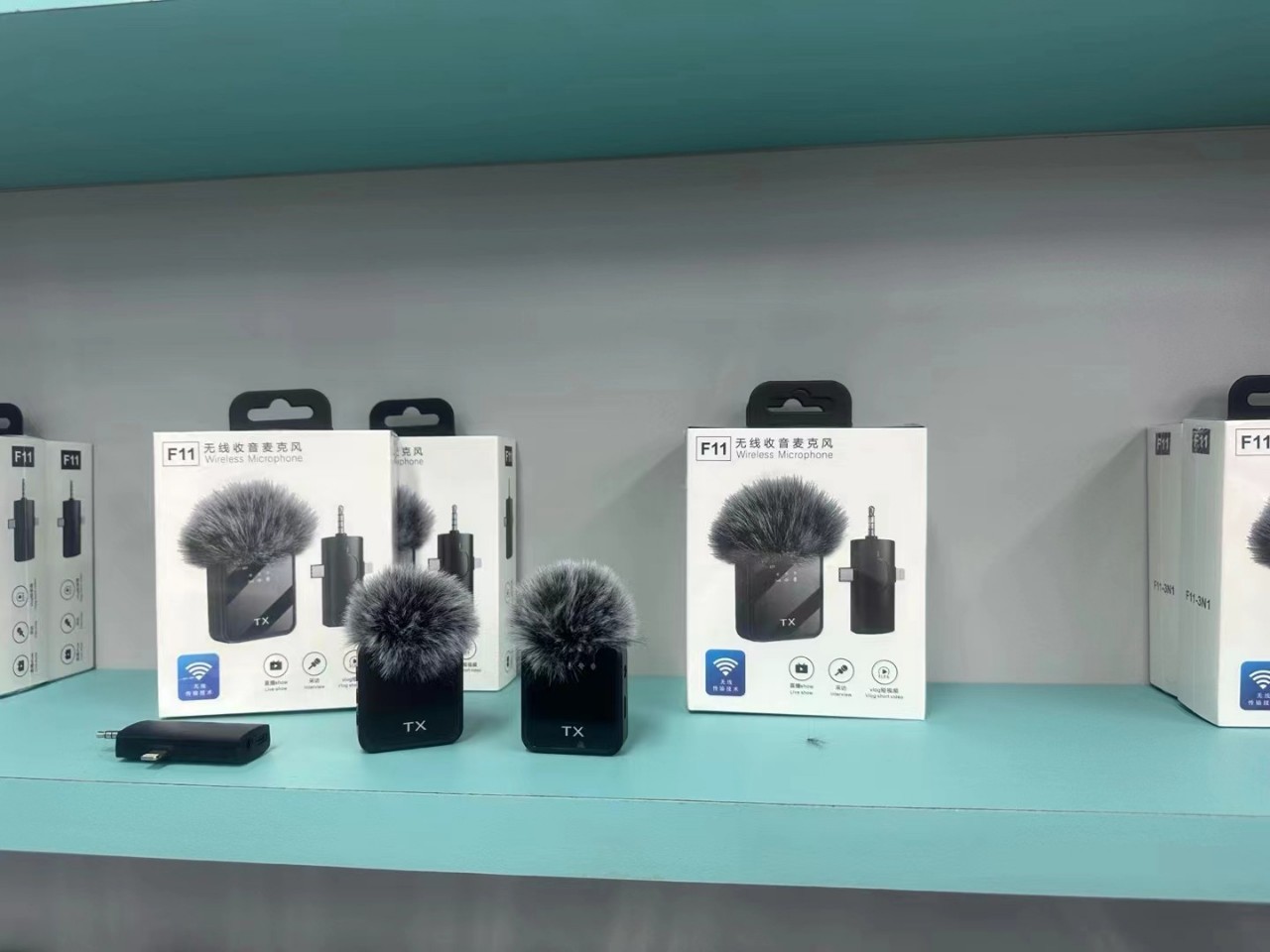 F15二合一F11三合一领夹式无线麦克风户外直播采访录音智能降噪家用影音设备详情8