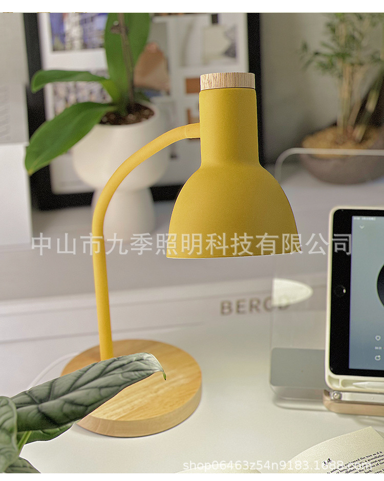 北欧LED台灯护眼书桌大学生宿舍简约创意学习插电式ins少女床头灯详情5