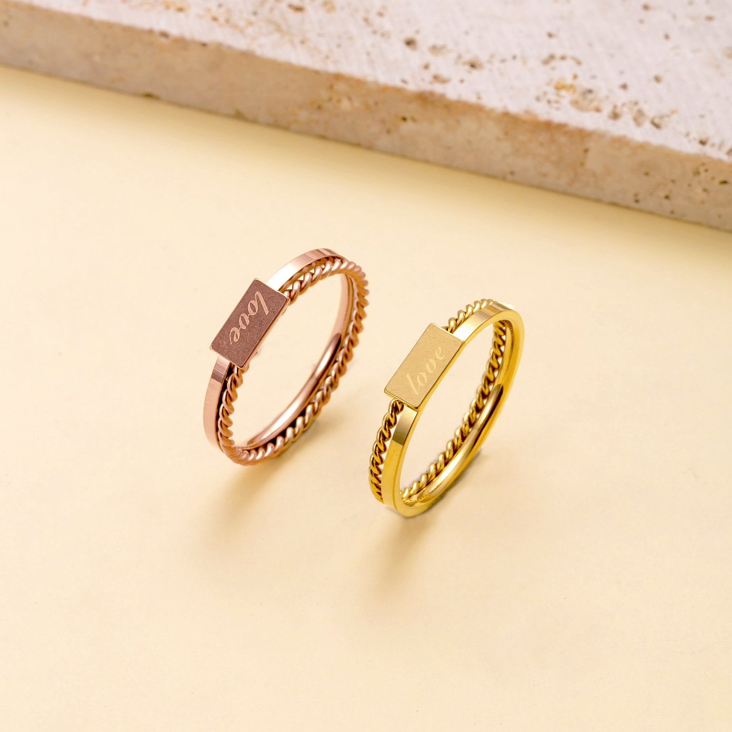 跨境热销不锈钢戒指麻花英文牌Love情侣对戒轻奢冷淡风钛钢饰品厂详情3