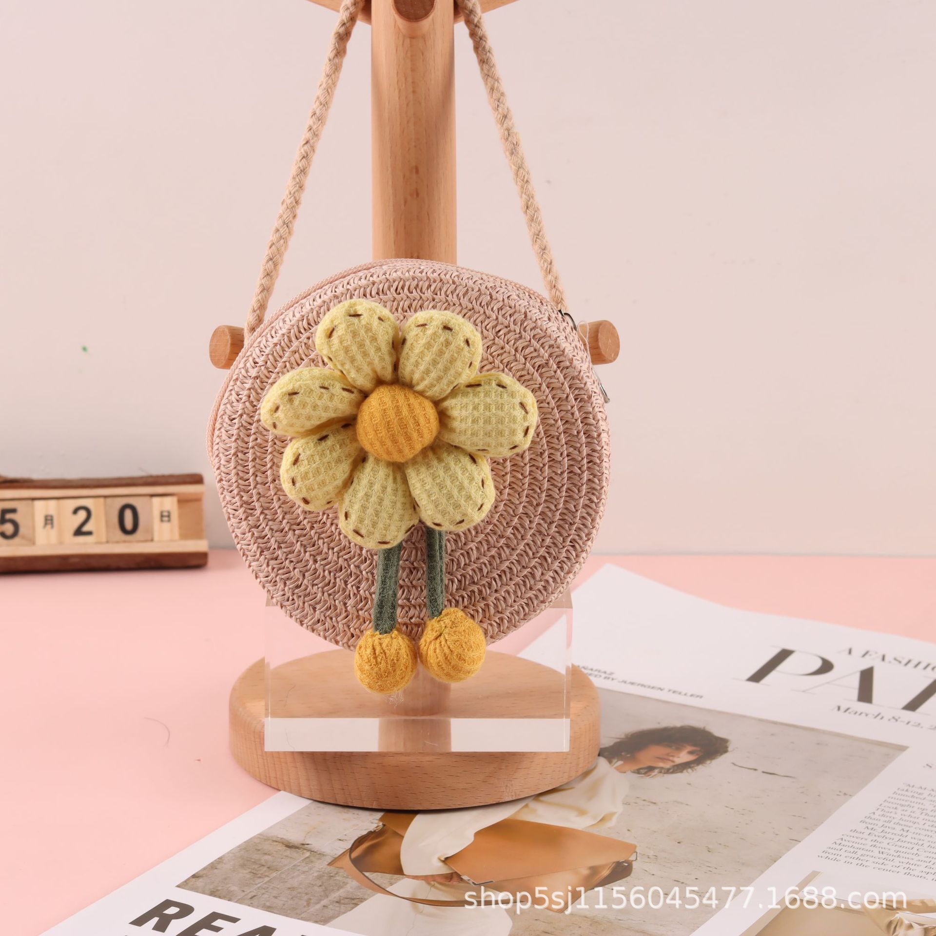 春夏新款儿童草编小包包小女孩可爱零钱斜跨圆包公主潮时尚单肩包详情16